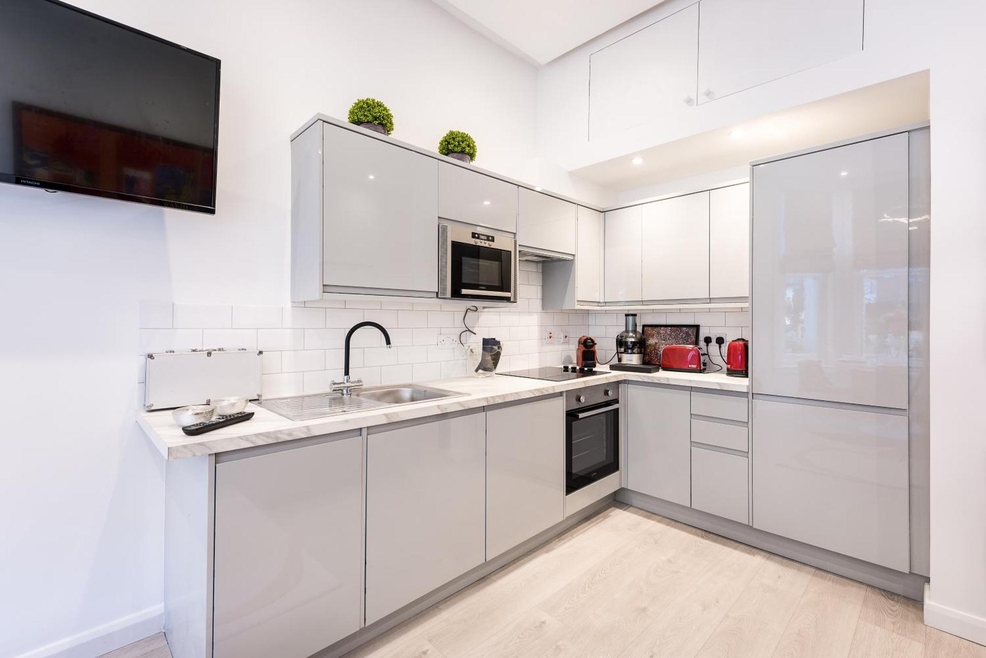Апартаменти Casa Italia Near Kings Road In Chelsea With Wifi & Washing Machine Лондон Екстер'єр фото